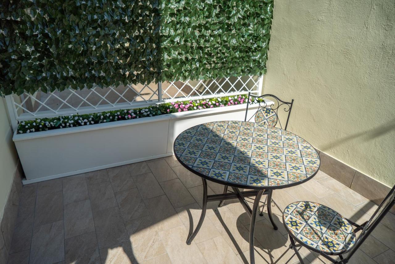 Salerno Center Suites Extérieur photo